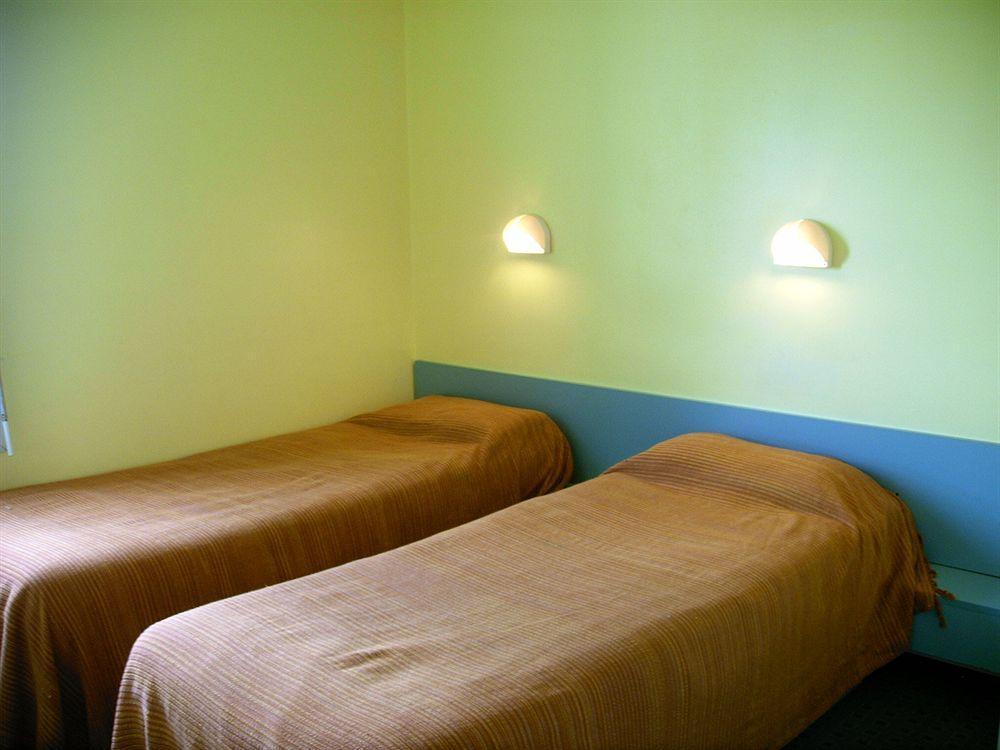 ז'ונה-קלה Brit Hotel Essentiel Poitiers Gare Du Futuroscope מראה חיצוני תמונה